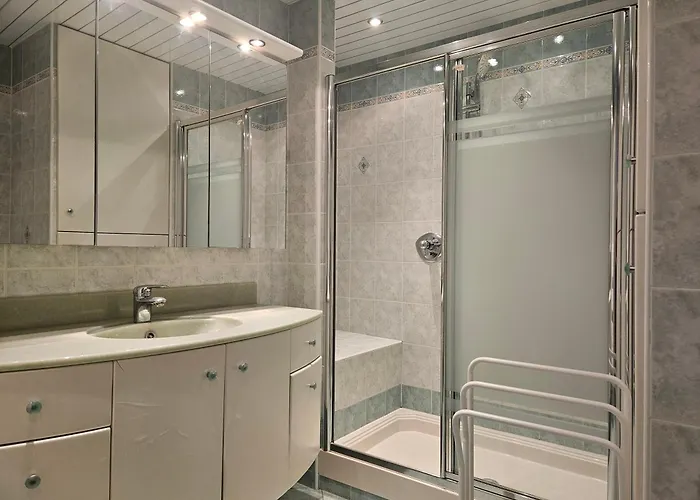 Centre Juan Les Pins Colombier 2p Apartment Antibes