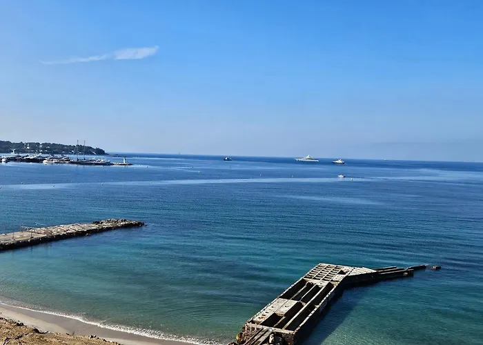 Centre Juan Les Pins Colombier 2p * 앙티브